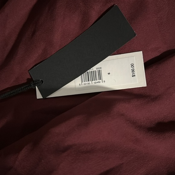 NWT! Banana Republic Red Cherry Jam Crepe Twist-Shoulder Dress 🌎 - Picture 11 of 13